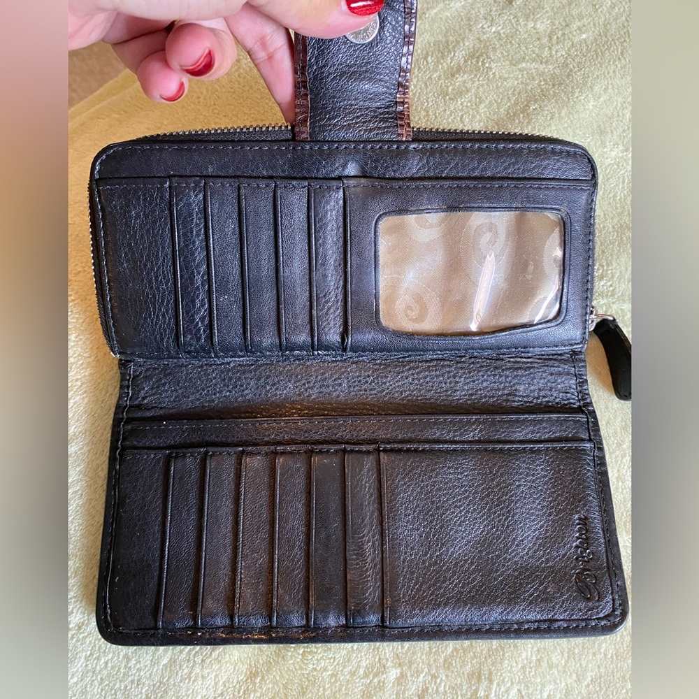 Brighton Wallet - Picture 2 of 6